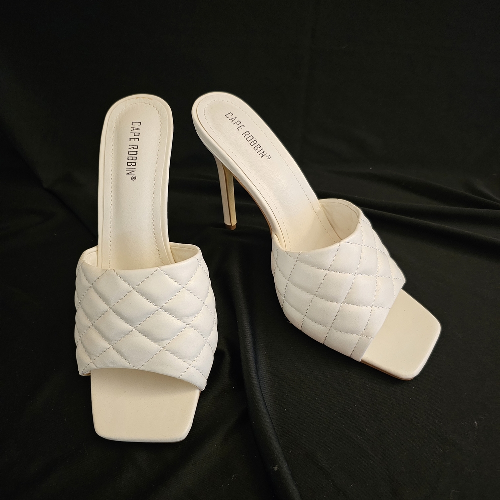 Cape Robbin Women's Quilted White Heels